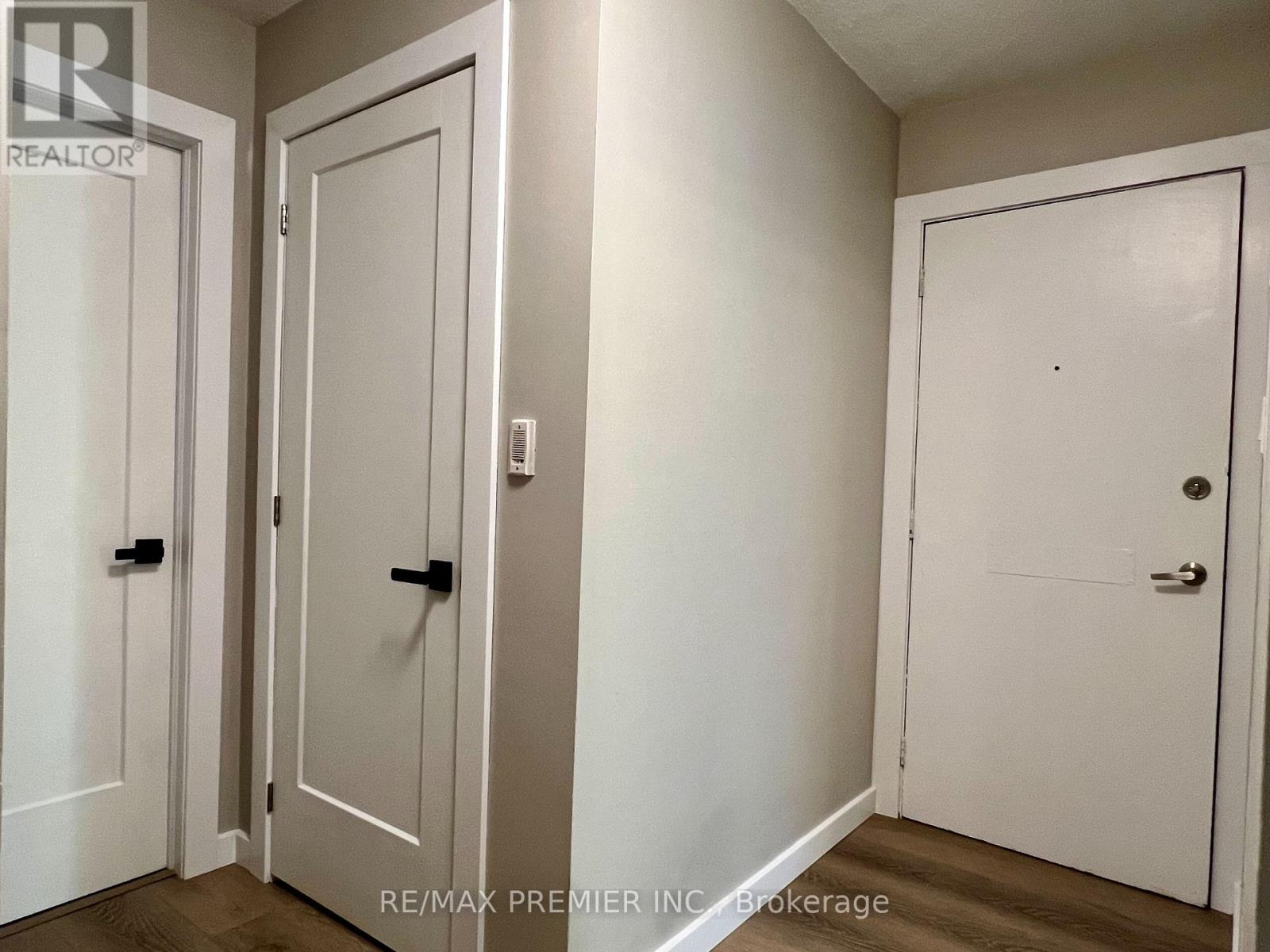 210 - 25 College Street E, Belleville, Ontario  K8P 2E3 - Photo 29 - X12823898