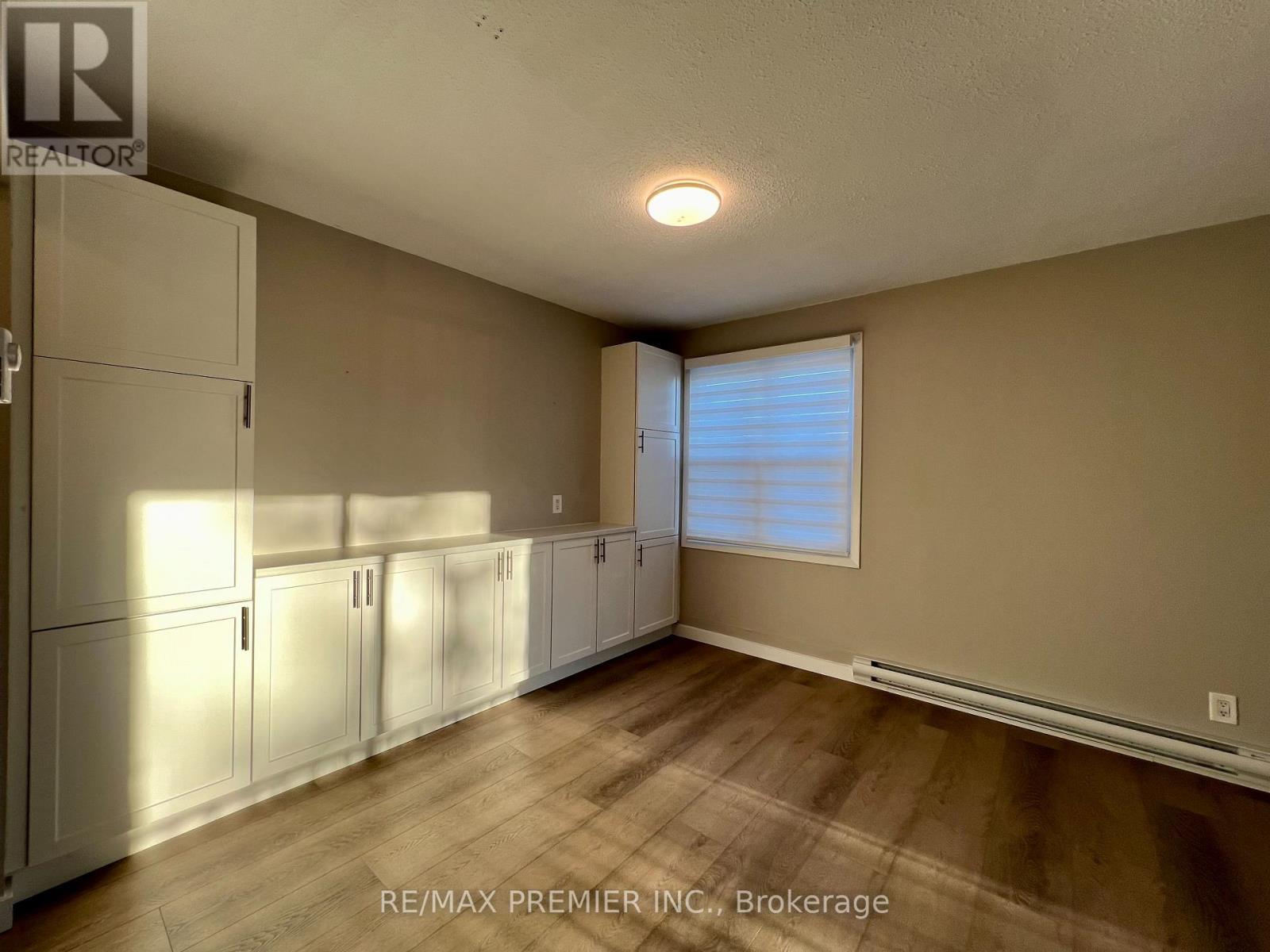 210 - 25 College Street E, Belleville, Ontario  K8P 2E3 - Photo 6 - X12823898