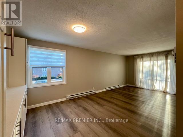 210 - 25 College Street E, Belleville, Ontario  K8P 2E3 - Photo 7 - X12823898