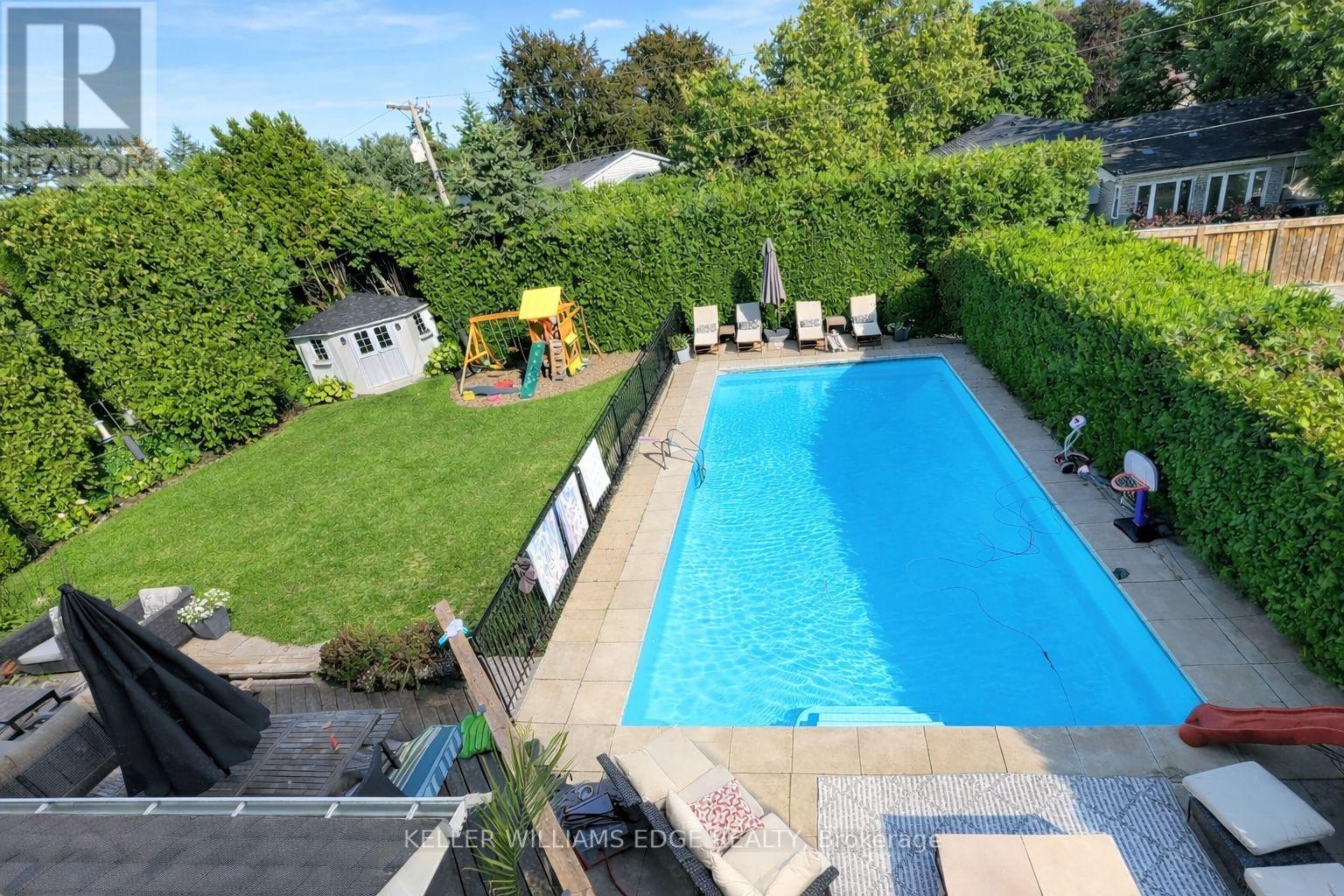 275 Camborne Crescent, Burlington, Ontario  L7N 2A4 - Photo 6 - W12797718