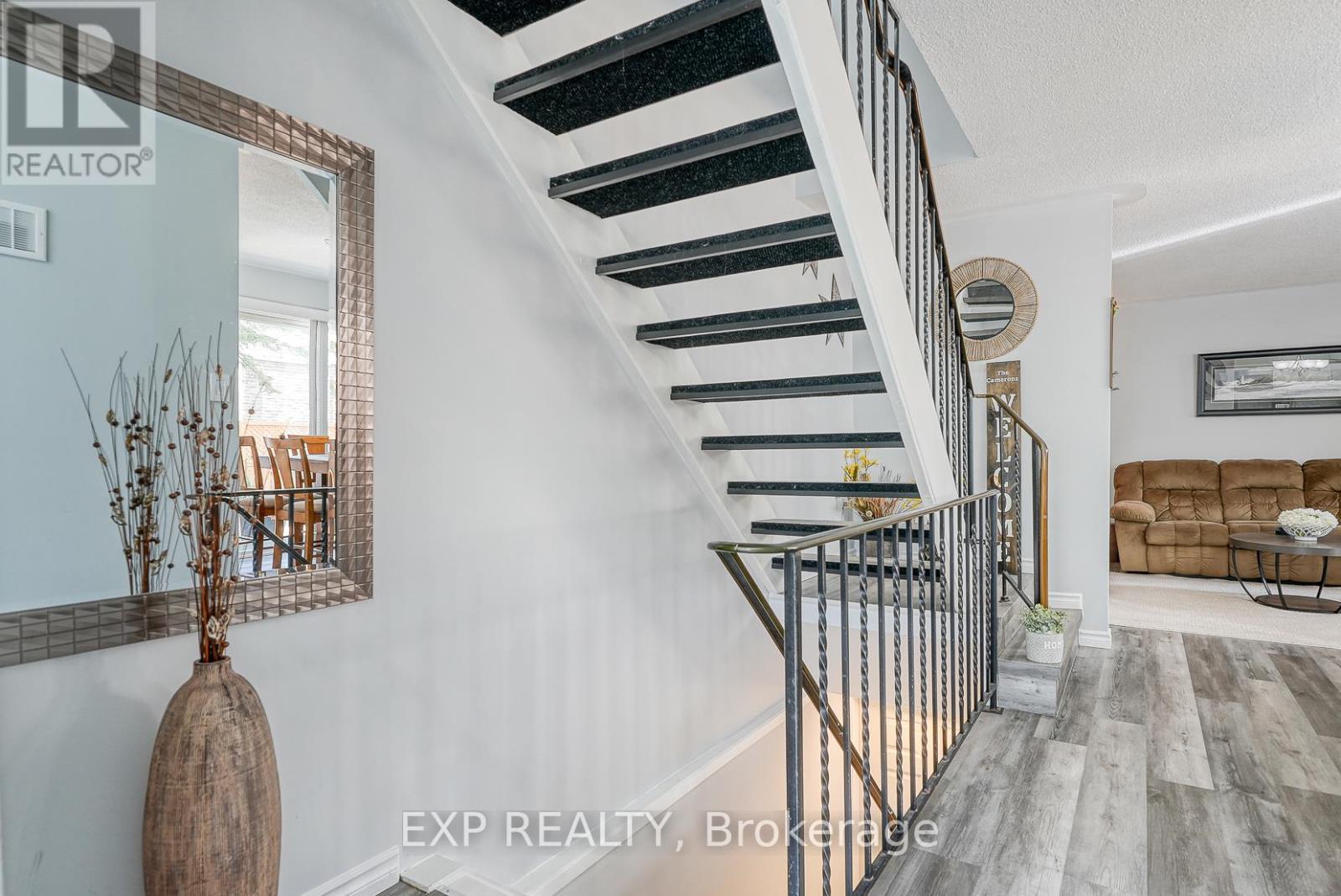 186 - 230 Clarke Road, London East, Ontario  N5W 5P8 - Photo 5 - X12825760