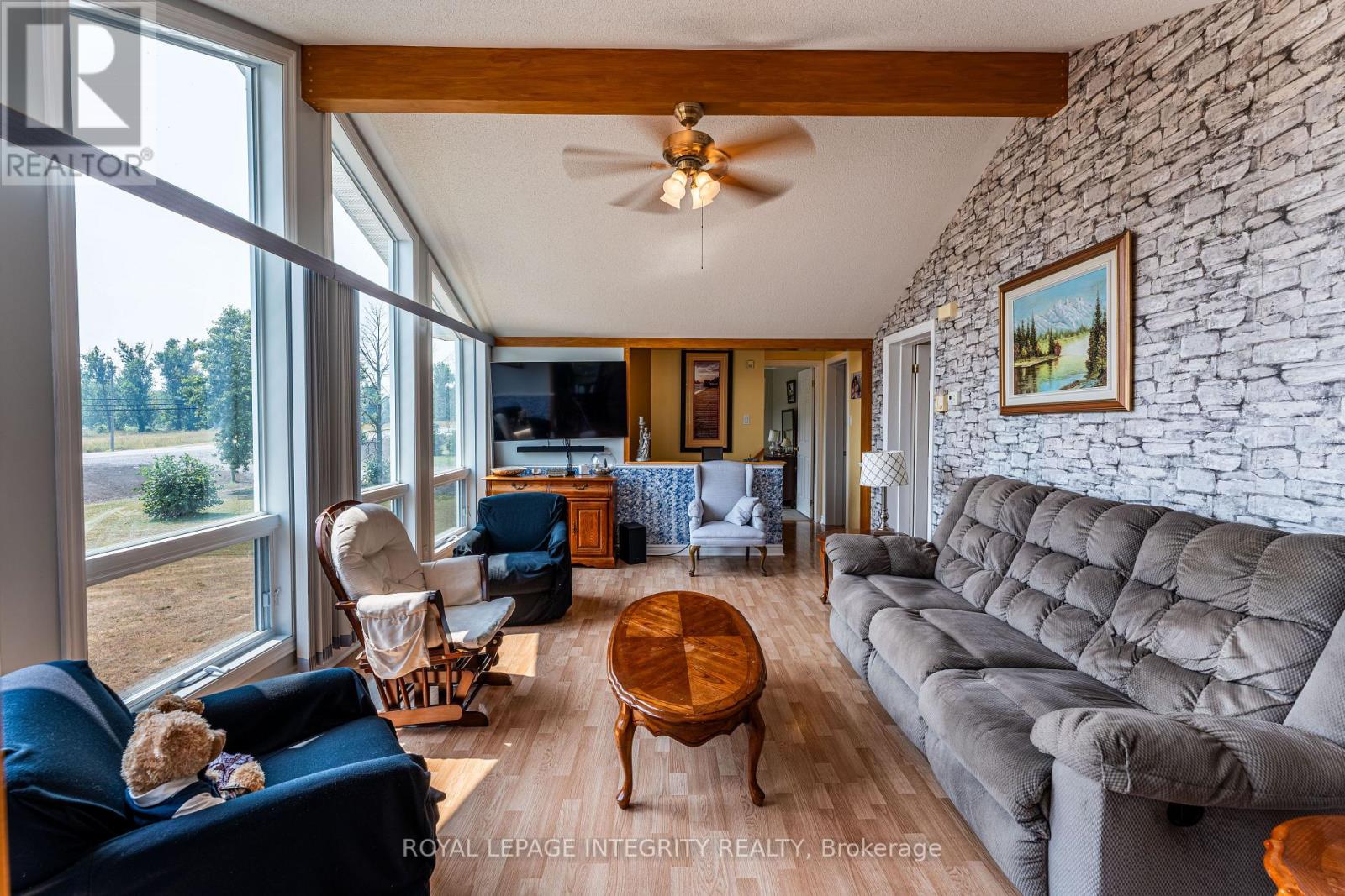 14977 Country Rd 2 Road, South Stormont, Ontario  K0C 1M0 - Photo 8 - X12825714