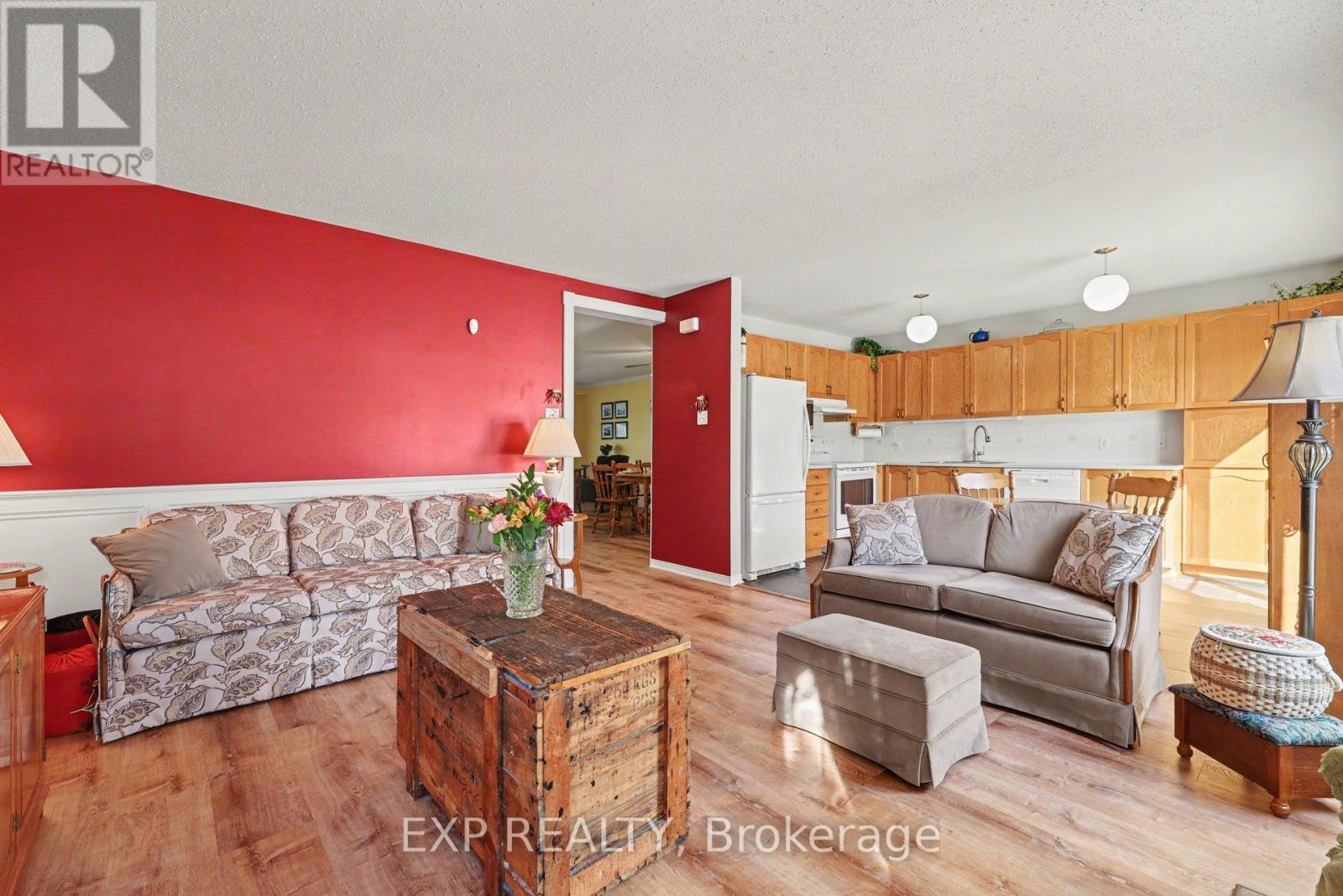 176 Windhurst Drive, Ottawa, Ontario  K2G 6J4 - Photo 13 - X12825780