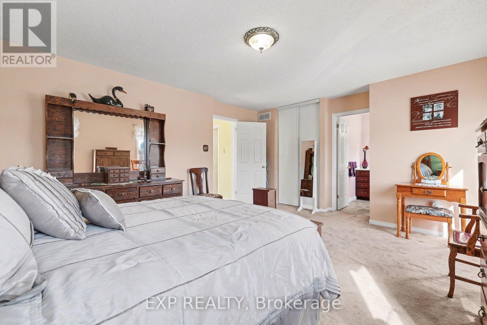 176 Windhurst Drive, Ottawa, Ontario  K2G 6J4 - Photo 19 - X12825780