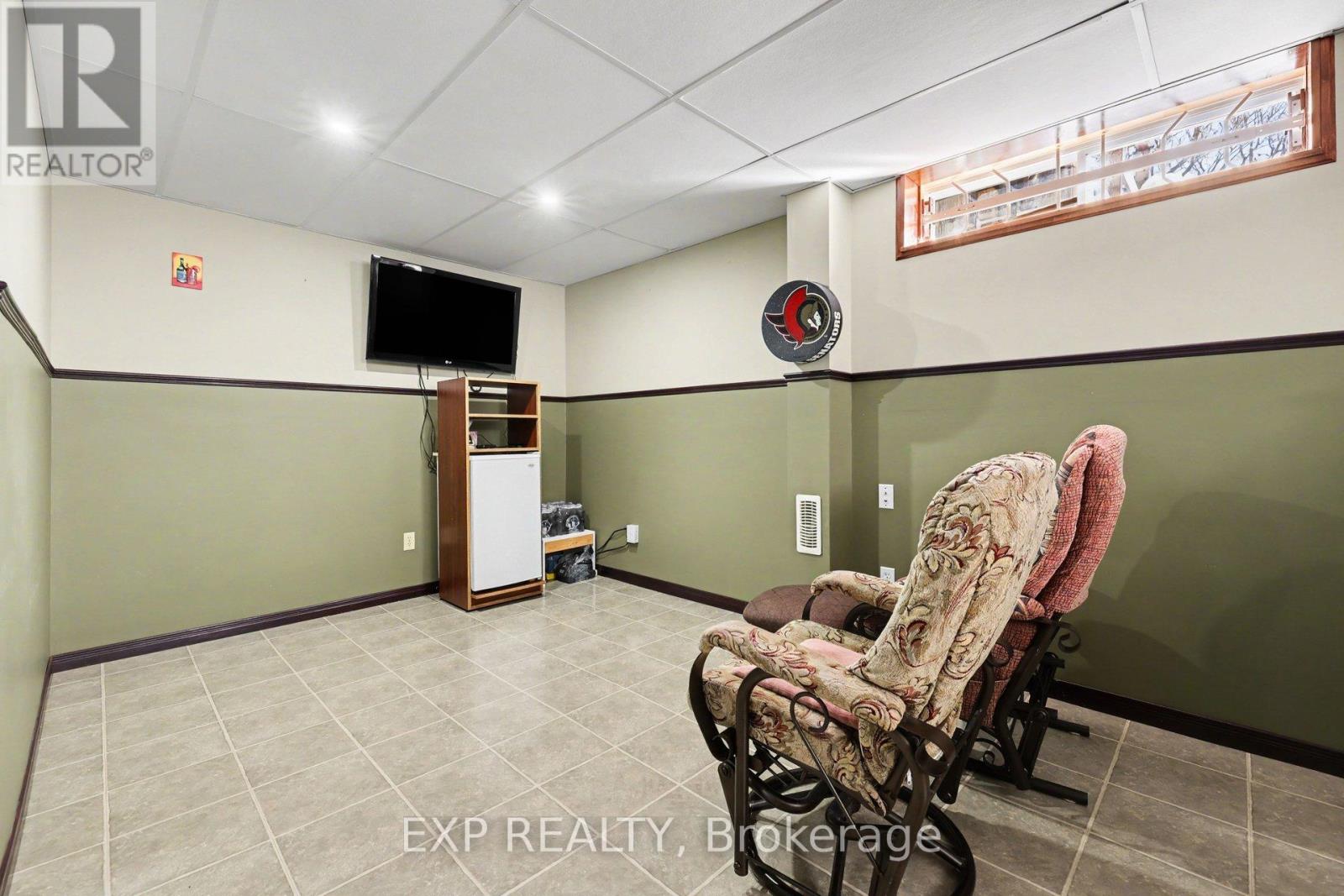 176 Windhurst Drive, Ottawa, Ontario  K2G 6J4 - Photo 26 - X12825780