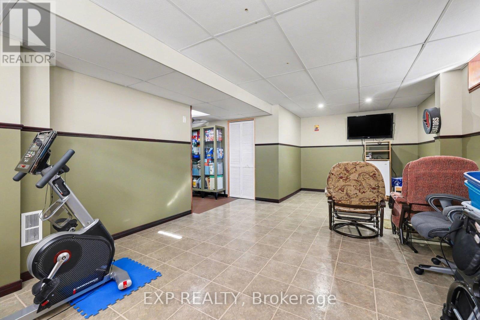 176 Windhurst Drive, Ottawa, Ontario  K2G 6J4 - Photo 27 - X12825780