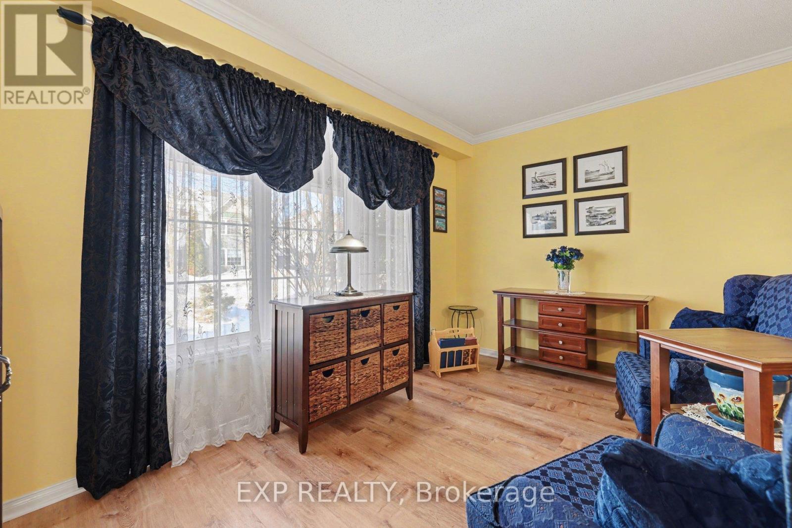 176 Windhurst Drive, Ottawa, Ontario  K2G 6J4 - Photo 8 - X12825780