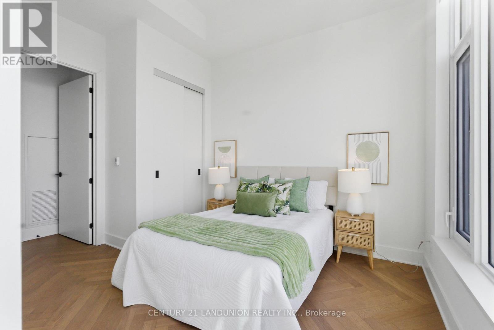 Ph1 - 11 Yorkville Avenue, Toronto, Ontario  M4W 0B7 - Photo 15 - C12825730