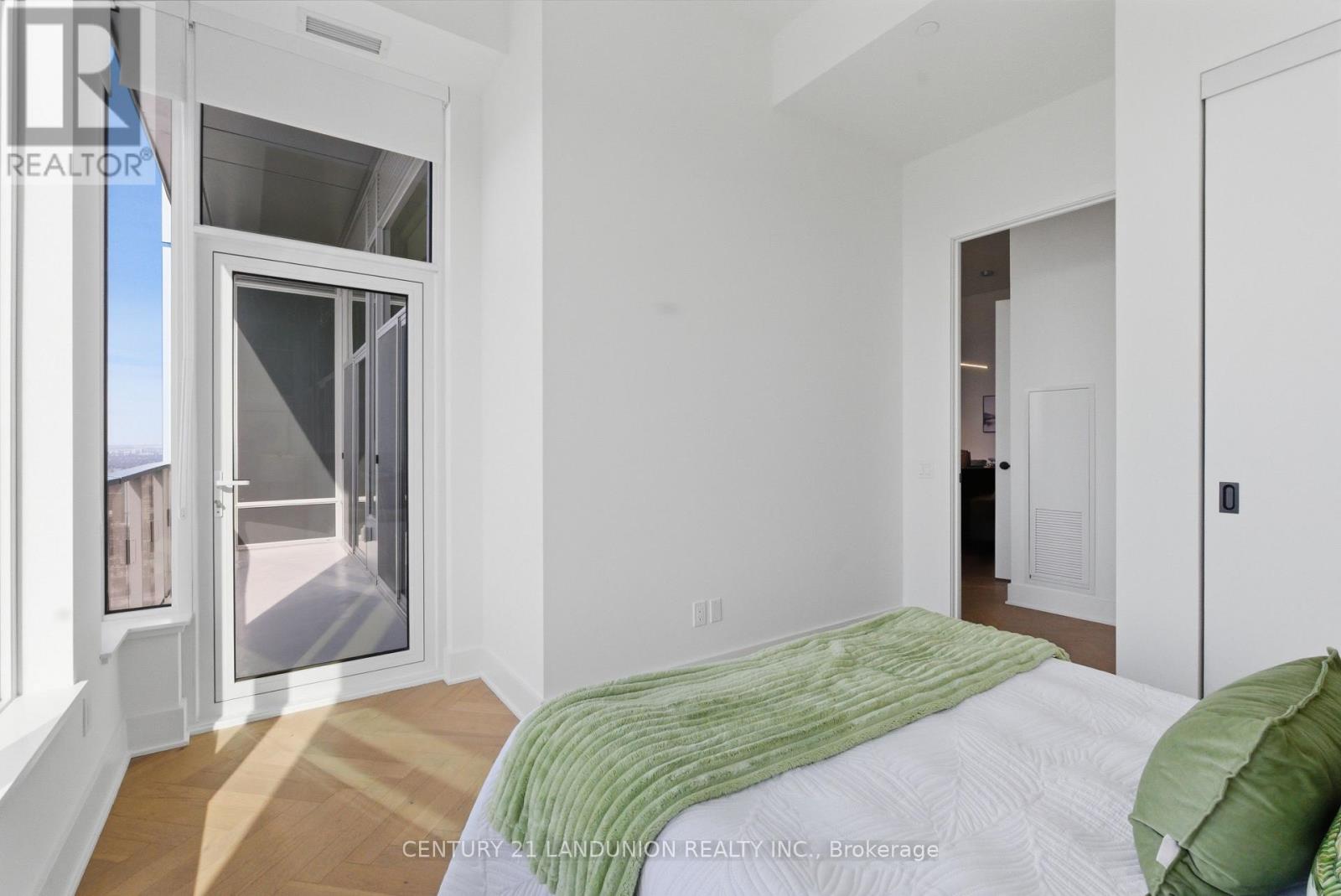 Ph1 - 11 Yorkville Avenue, Toronto, Ontario  M4W 0B7 - Photo 16 - C12825730
