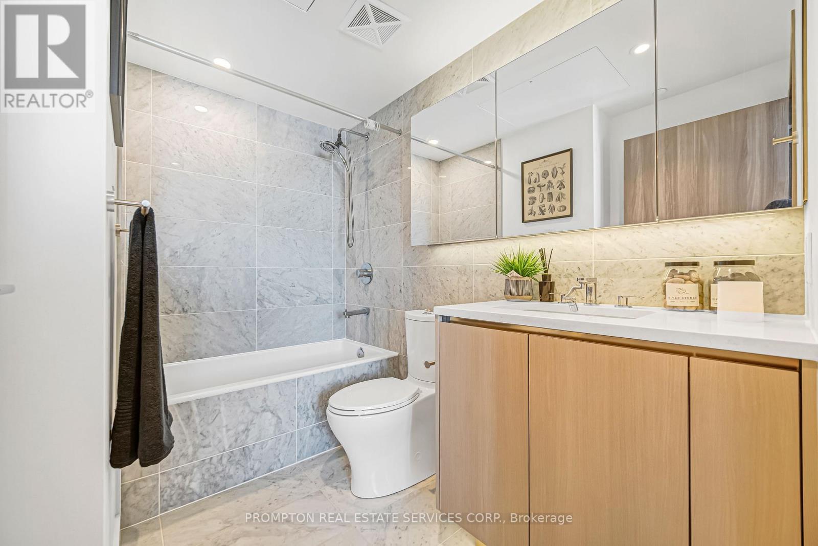 #809 - 95 Mcmahon Drive, Toronto, Ontario  M2K 0H2 - Photo 25 - C12825774