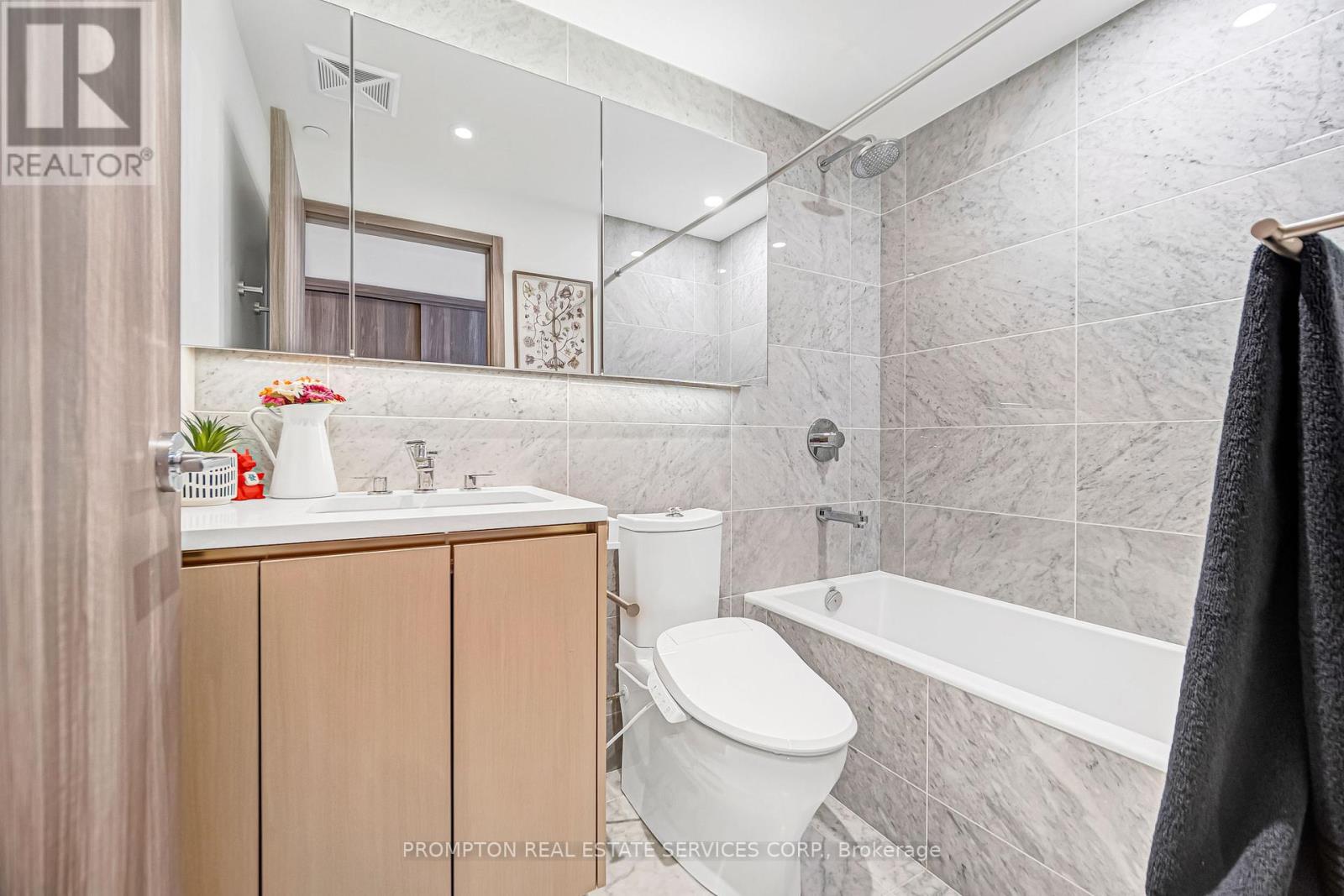 #809 - 95 Mcmahon Drive, Toronto, Ontario  M2K 0H2 - Photo 30 - C12825774