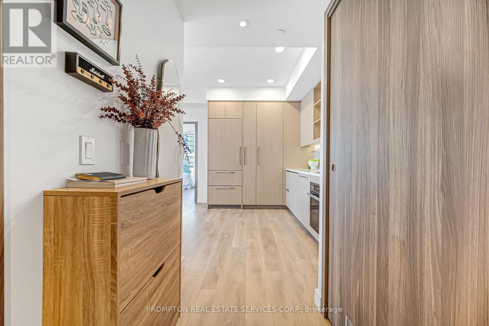 #809 - 95 Mcmahon Drive, Toronto, Ontario  M2K 0H2 - Photo 6 - C12825774