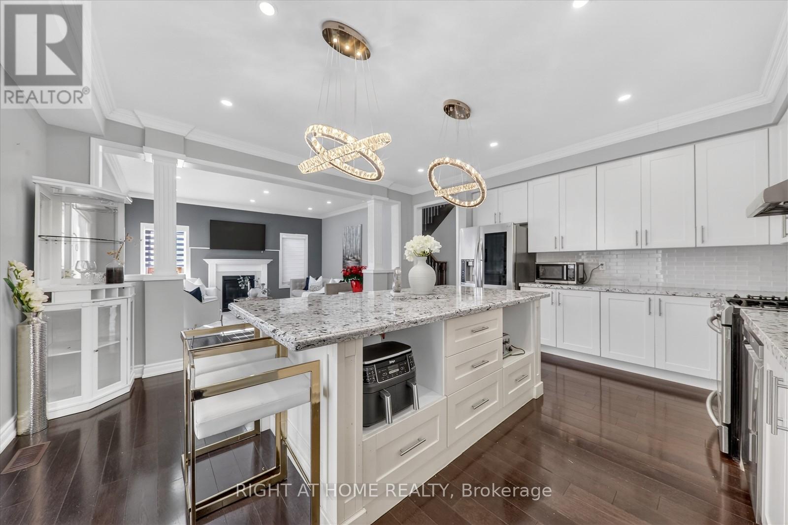 63 Henry Smith Avenue, Clarington, Ontario L1C 0W1 - Photo 12 - E12825700