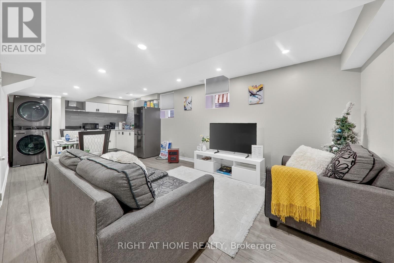 63 Henry Smith Avenue, Clarington, Ontario L1C 0W1 - Photo 35 - E12825700