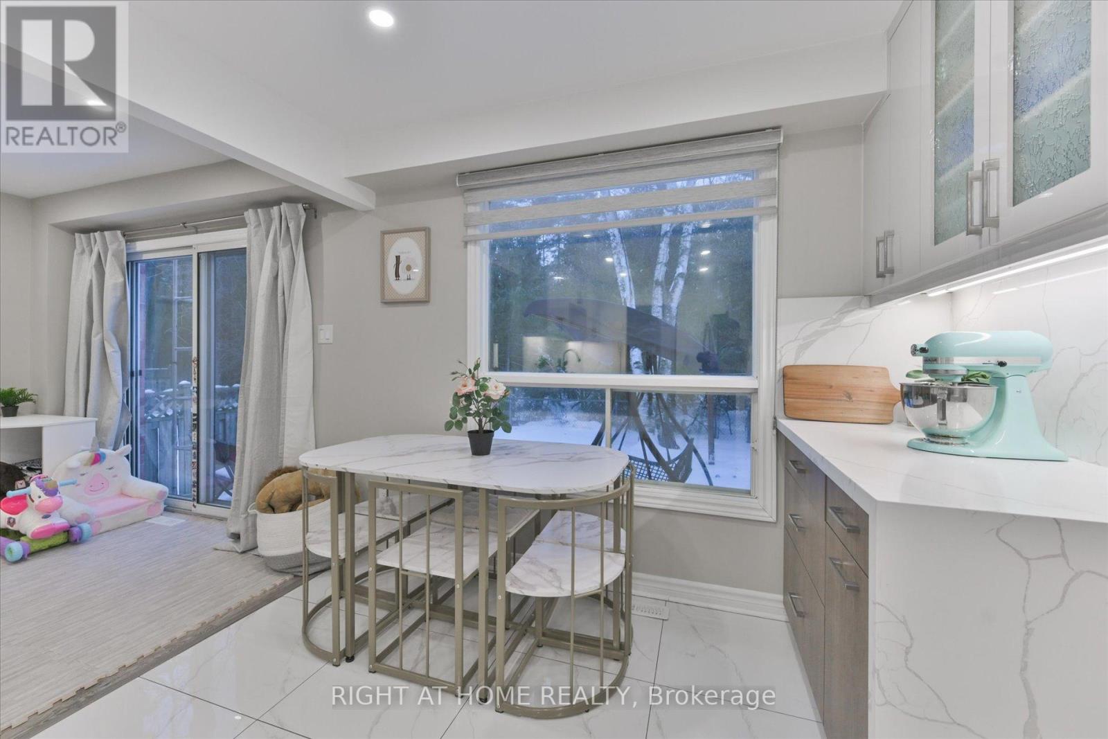 39 Devondale Street, Clarington, Ontario  L1E 1S3 - Photo 13 - E12825710