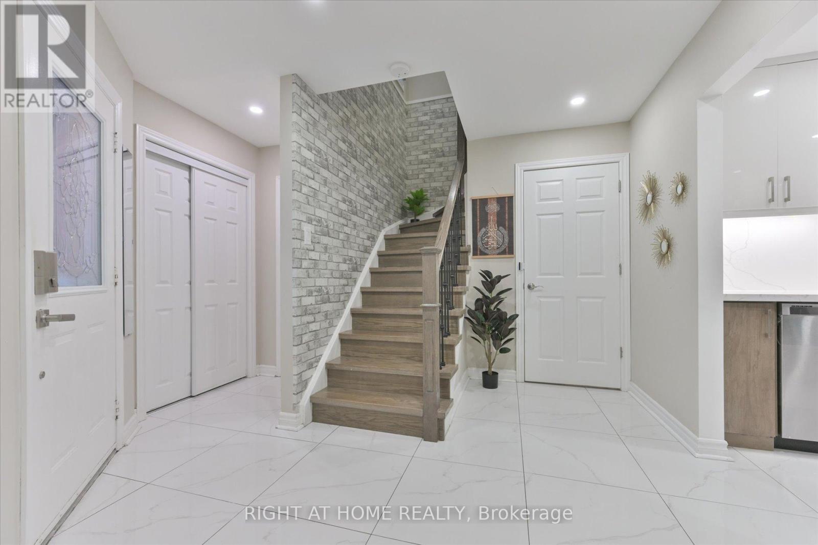 39 Devondale Street, Clarington, Ontario  L1E 1S3 - Photo 17 - E12825710