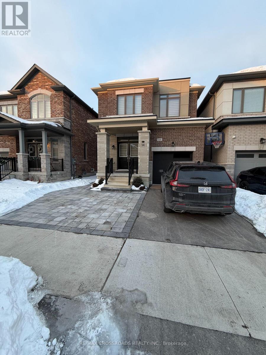 14 OGSTON CRESCENT, Whitby, Ontario