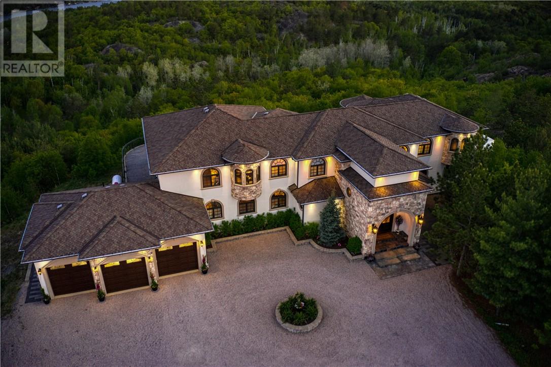 3521 Long Lake Road, Sudbury, Ontario  P3G 1N1 - Photo 3 - 2126593