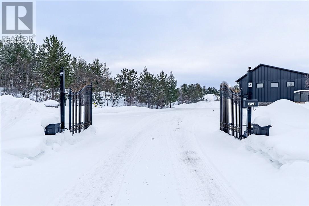 3521 Long Lake Road, Sudbury, Ontario  P3G 1N1 - Photo 76 - 2126593