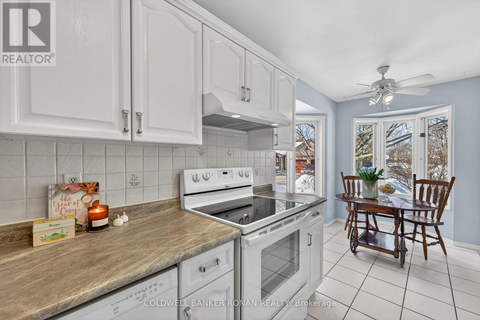 148 Green Briar Road, New Tecumseth, Ontario  L9R 1S2 - Photo 11 - N12825752