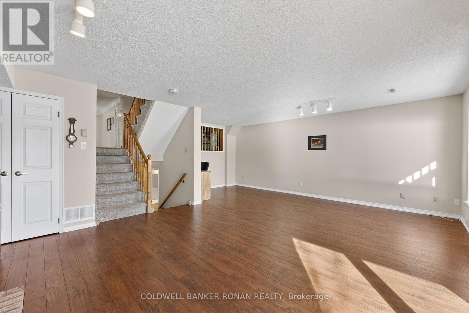 148 Green Briar Road, New Tecumseth, Ontario  L9R 1S2 - Photo 27 - N12825752