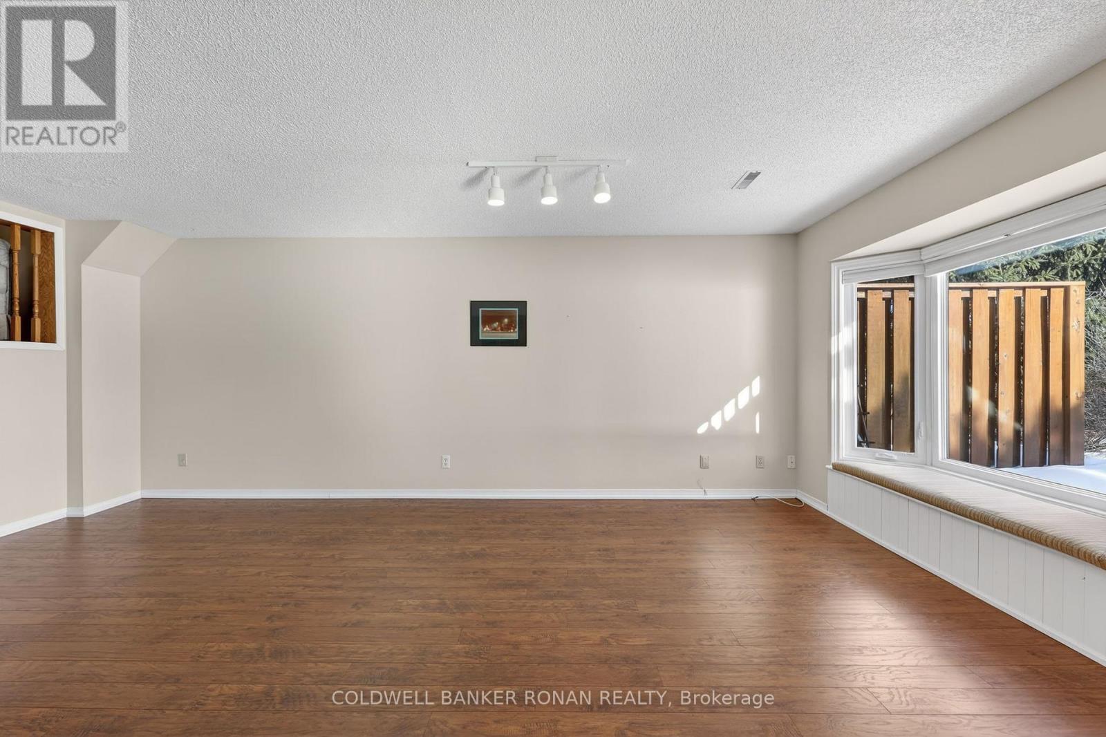 148 Green Briar Road, New Tecumseth, Ontario  L9R 1S2 - Photo 29 - N12825752