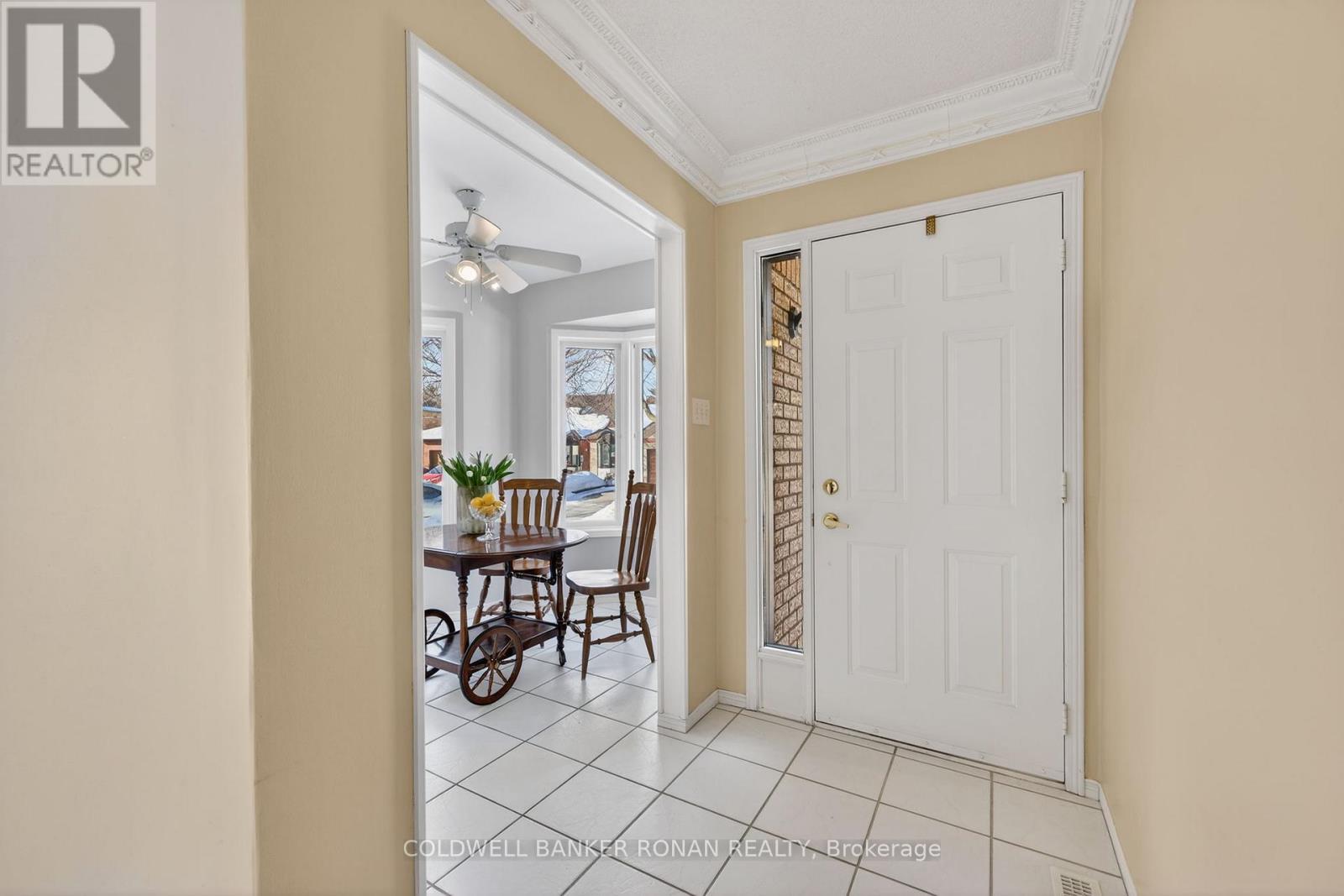 148 Green Briar Road, New Tecumseth, Ontario  L9R 1S2 - Photo 4 - N12825752