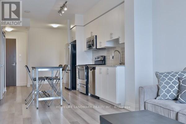 1727 - 7161 Yonge Street, Markham (Thornhill), Ontario  L3T 0C8 - Photo 4 - N12825788