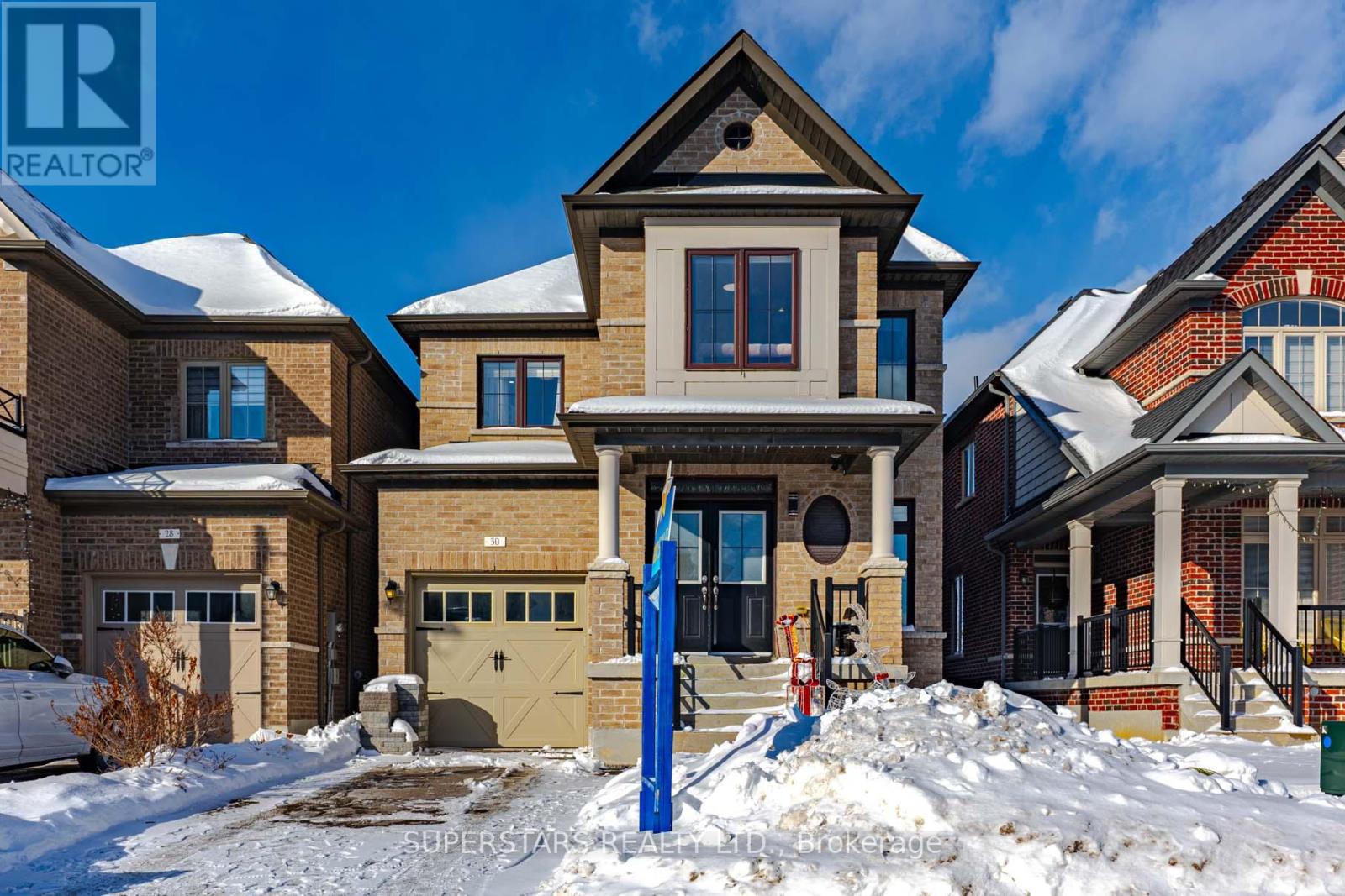 30 Festival Court, East Gwillimbury, Ontario  L9N 0N8 - Photo 2 - N12825790