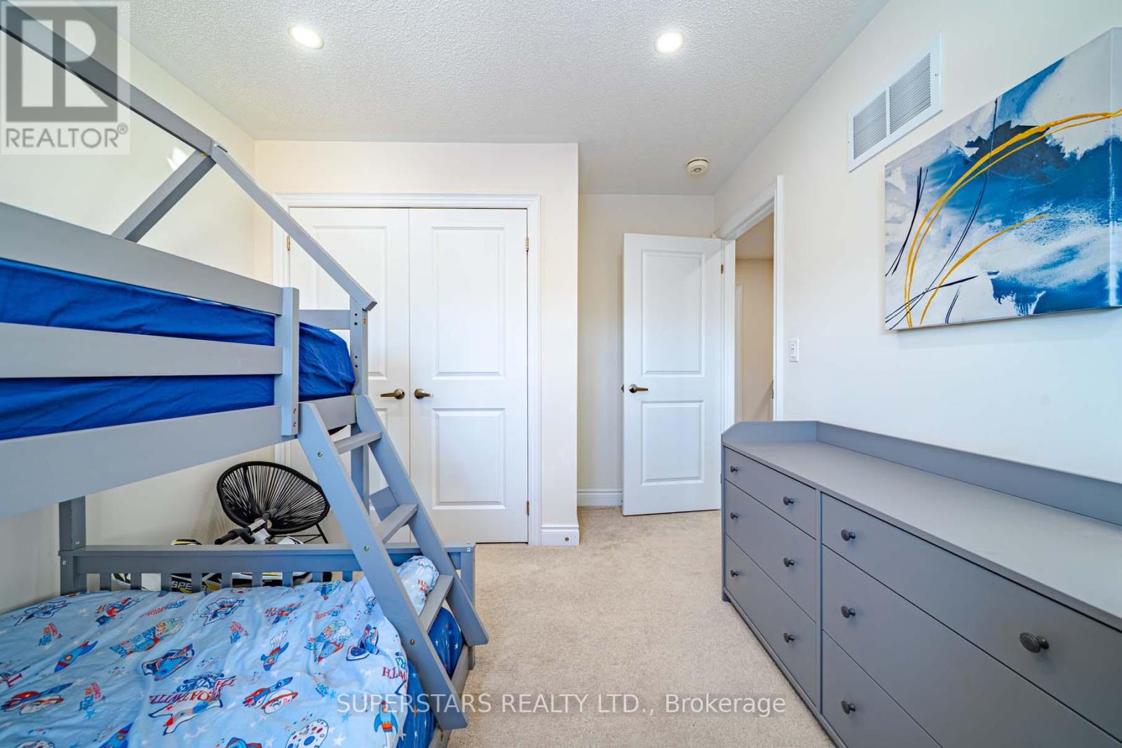 30 Festival Court, East Gwillimbury, Ontario  L9N 0N8 - Photo 21 - N12825790