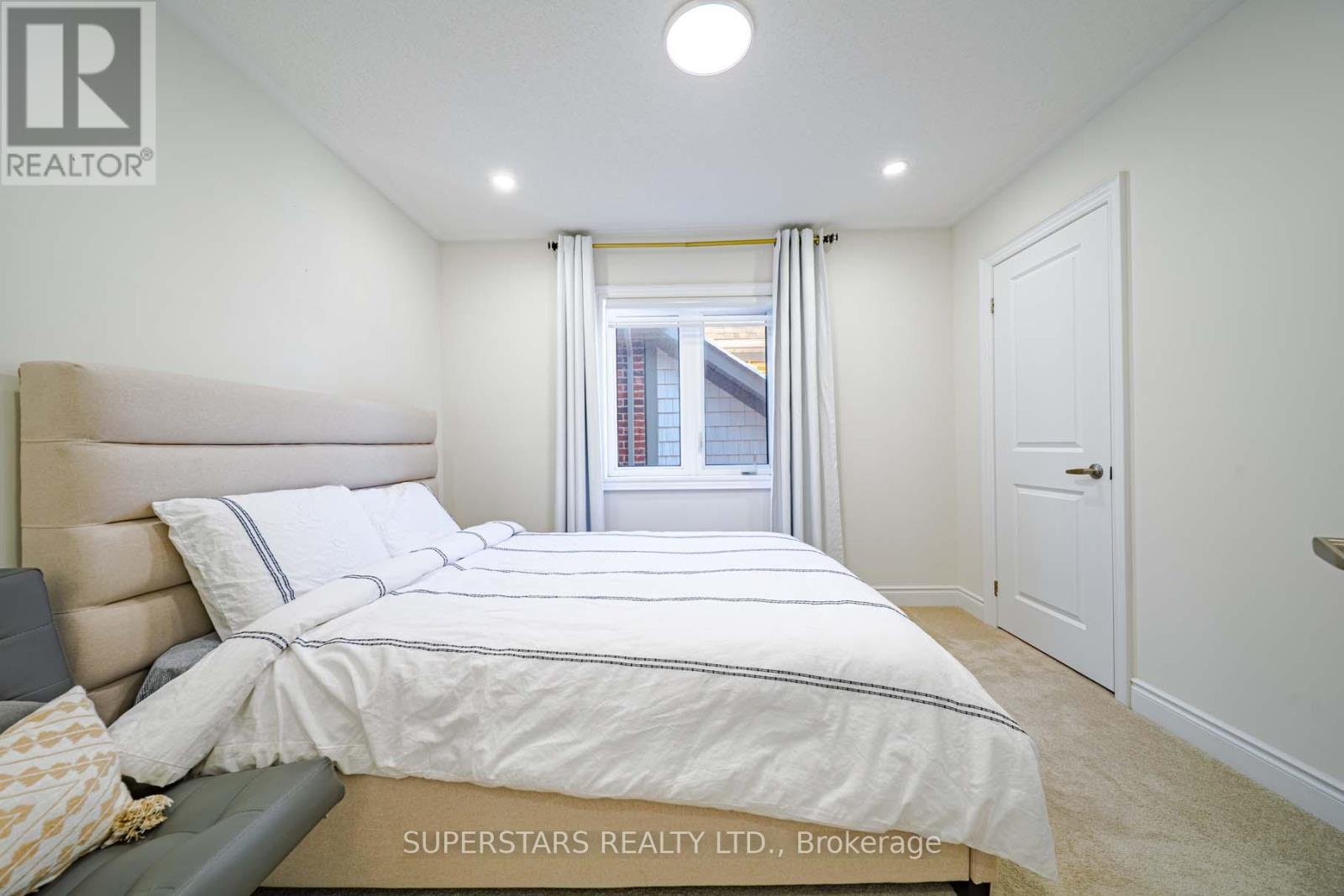 30 Festival Court, East Gwillimbury, Ontario  L9N 0N8 - Photo 22 - N12825790