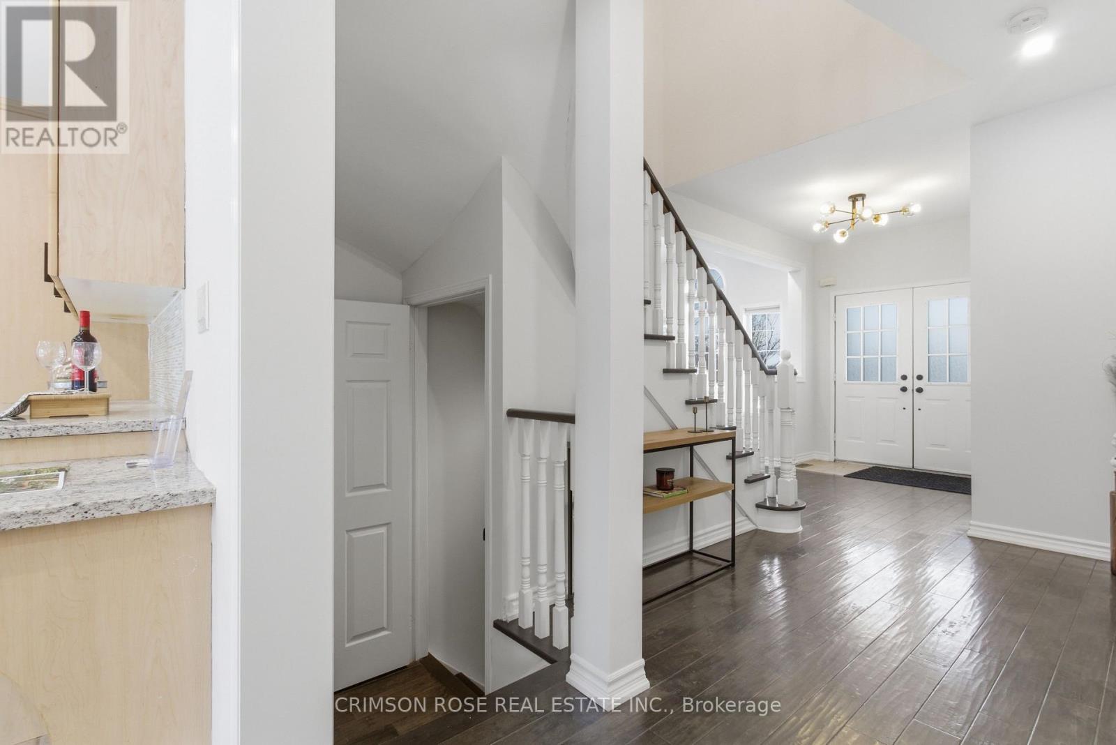 2355 Woodridge Way, Oakville, Ontario  L6H 6S3 - Photo 15 - W12825682