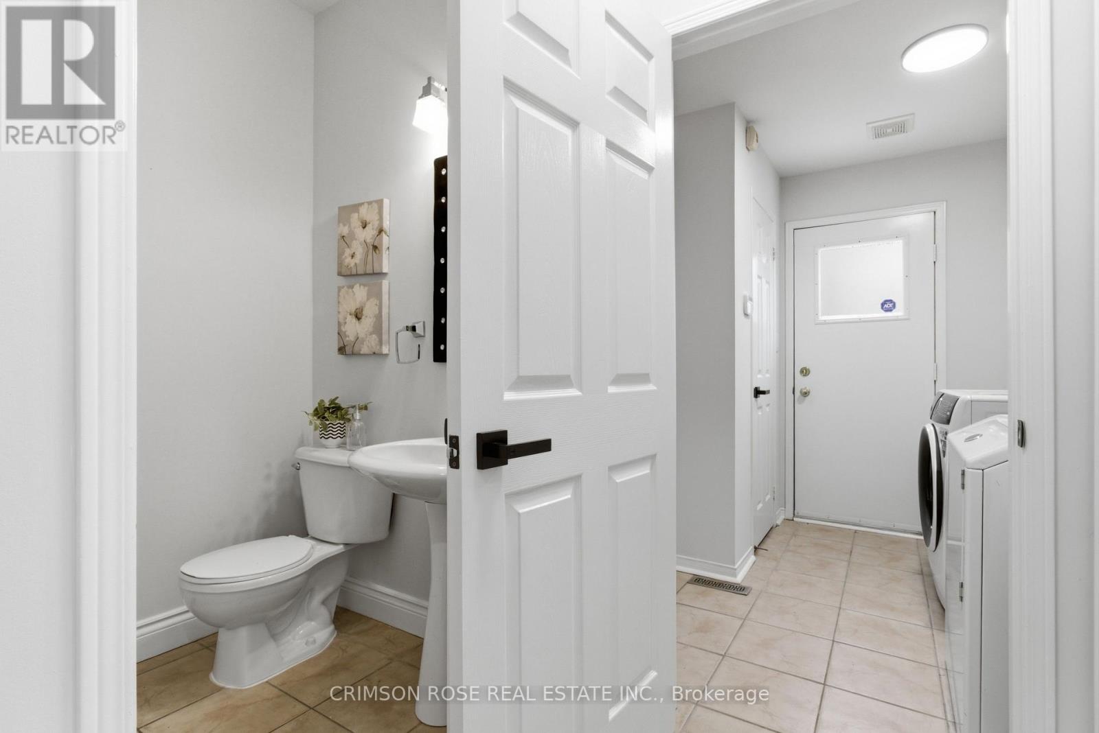 2355 Woodridge Way, Oakville, Ontario  L6H 6S3 - Photo 16 - W12825682