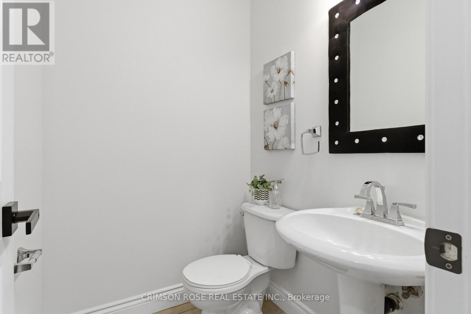 2355 Woodridge Way, Oakville, Ontario  L6H 6S3 - Photo 17 - W12825682