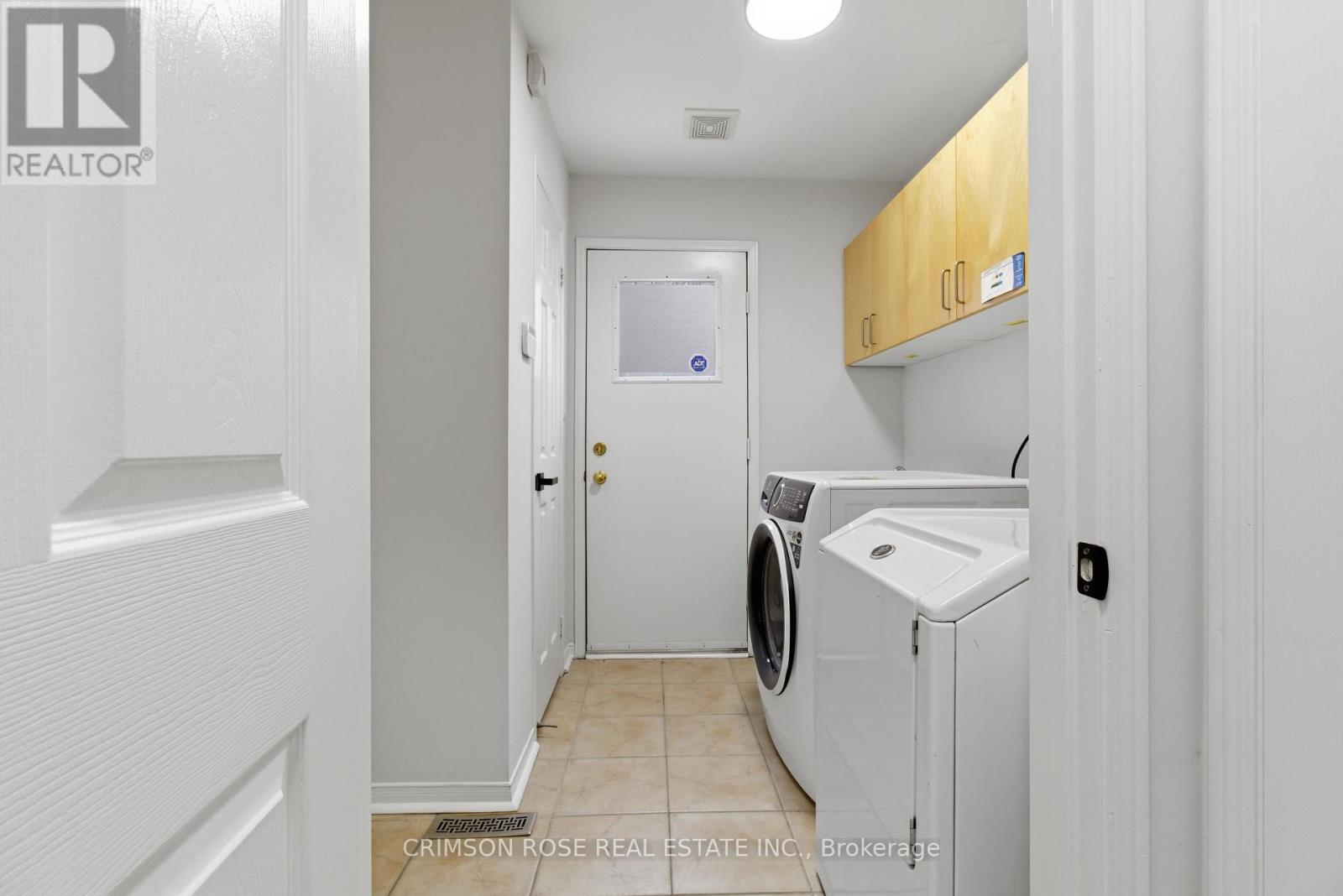 2355 Woodridge Way, Oakville, Ontario  L6H 6S3 - Photo 18 - W12825682