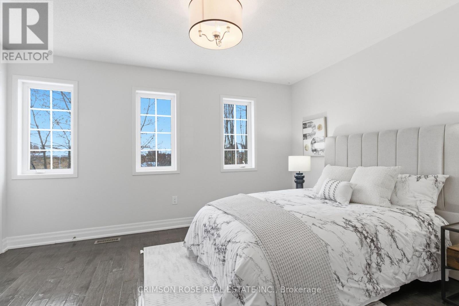 2355 Woodridge Way, Oakville, Ontario  L6H 6S3 - Photo 23 - W12825682