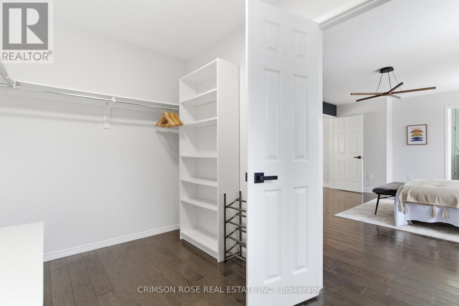 2355 Woodridge Way, Oakville, Ontario  L6H 6S3 - Photo 29 - W12825682