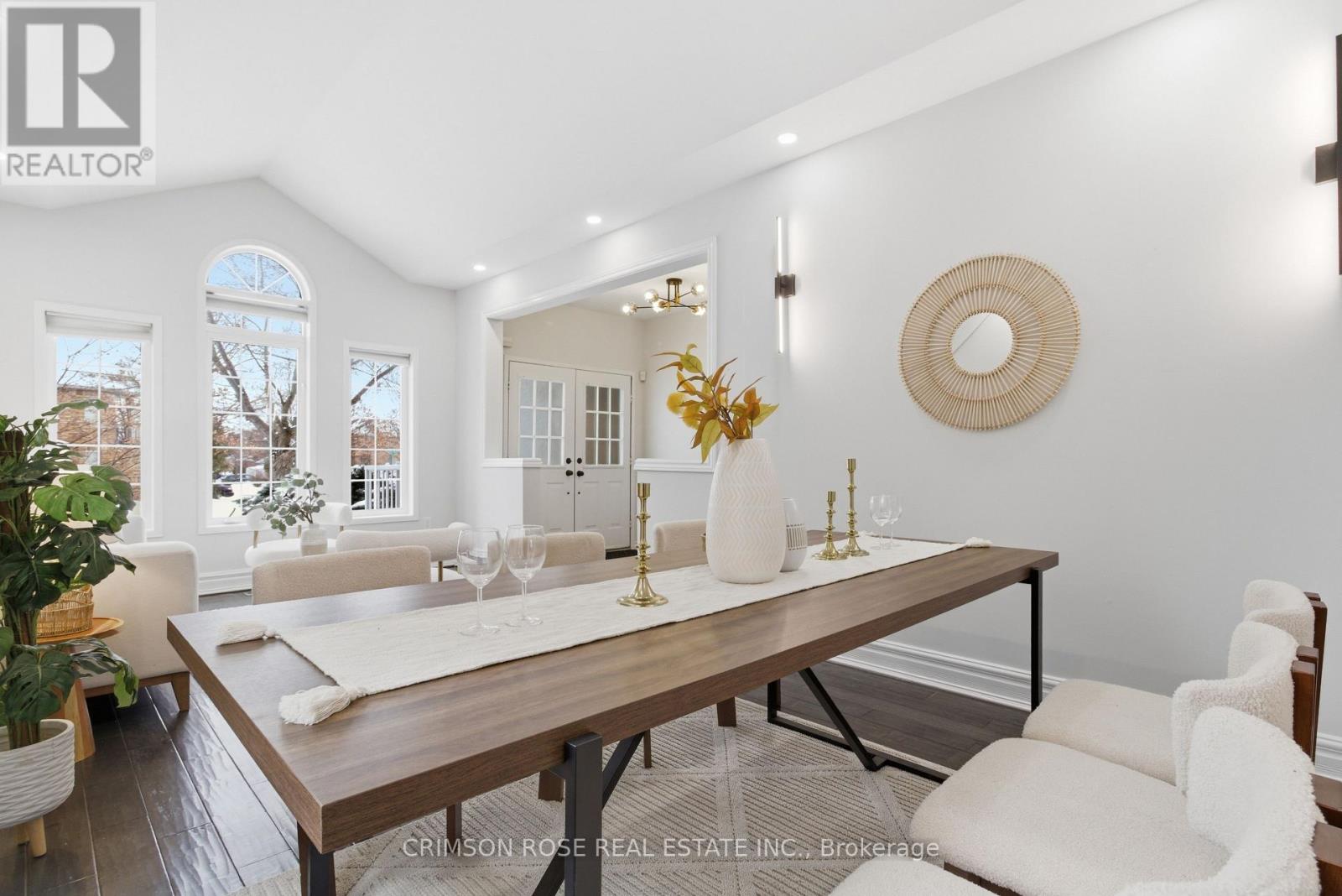 2355 Woodridge Way, Oakville, Ontario  L6H 6S3 - Photo 8 - W12825682