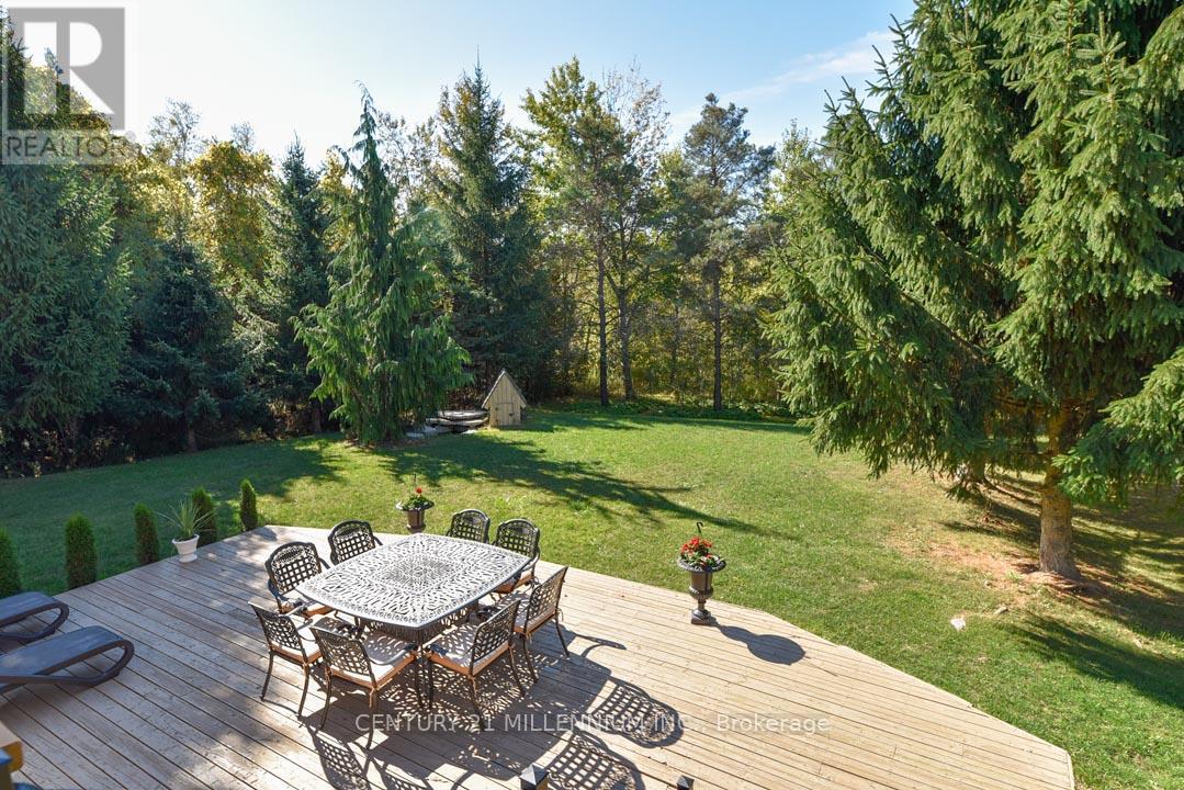 19976 Kennedy Road, Caledon, Ontario  L7K 1Y3 - Photo 2 - W12825694