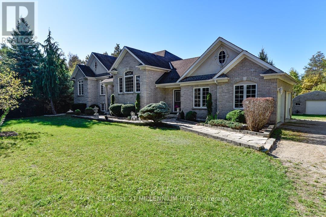 19976 Kennedy Road, Caledon, Ontario  L7K 1Y3 - Photo 4 - W12825694