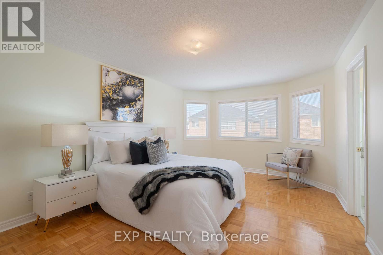 5869 Yachtsman Cross, Mississauga, Ontario  L5M 6P1 - Photo 17 - W12825794