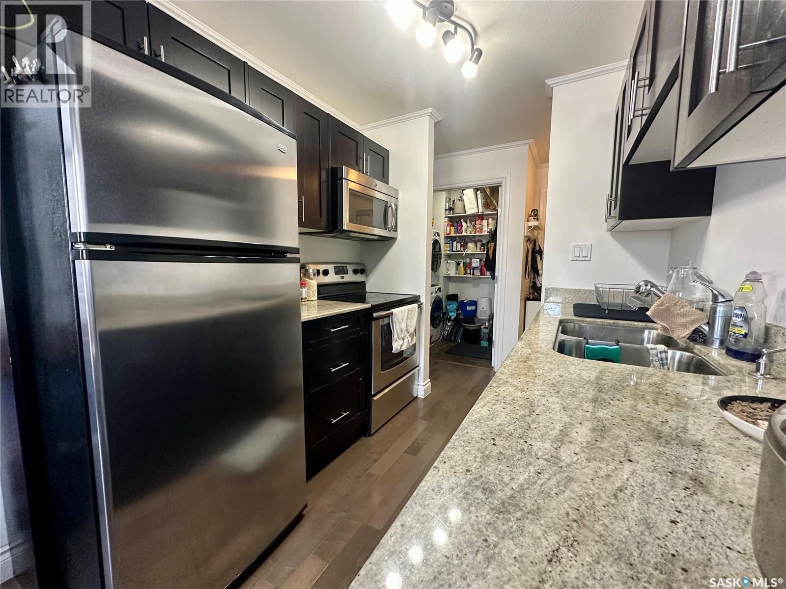 301 920 9th Street E, Saskatoon, Saskatchewan  S7H 0N1 - Photo 7 - SK029266