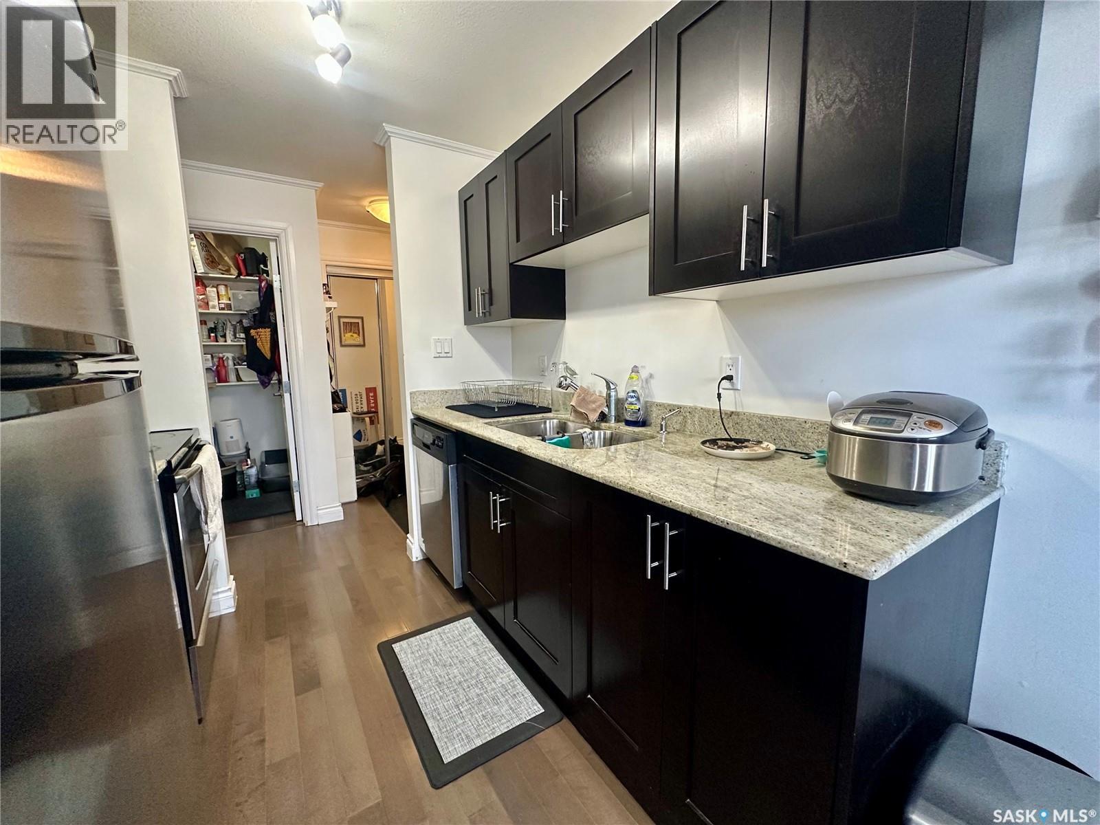 301 920 9th Street E, Saskatoon, Saskatchewan  S7H 0N1 - Photo 8 - SK029266