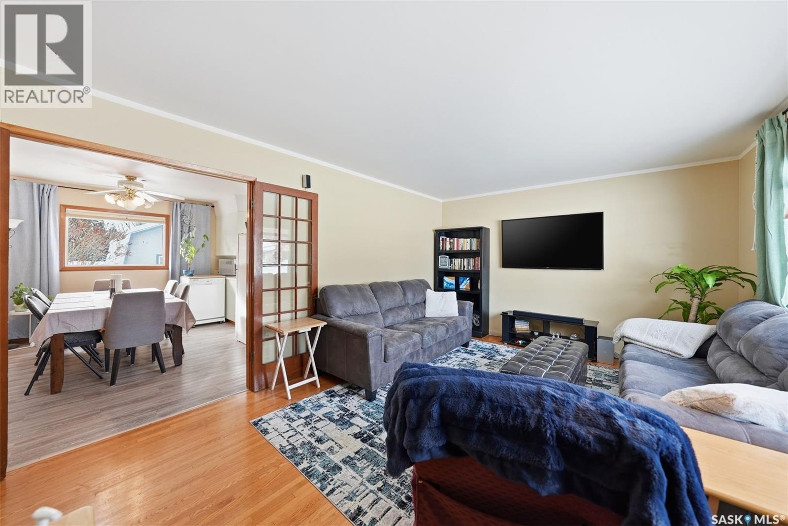 57 Murphy Crescent, Saskatoon, Saskatchewan  S7J 2T5 - Photo 5 - SK029241