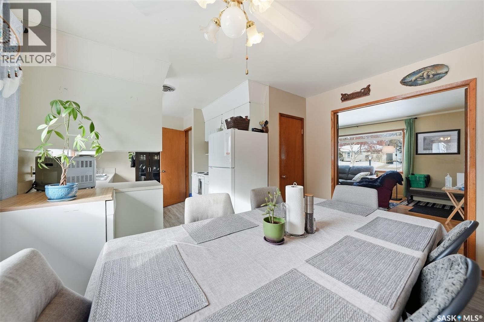 57 Murphy Crescent, Saskatoon, Saskatchewan  S7J 2T5 - Photo 8 - SK029241