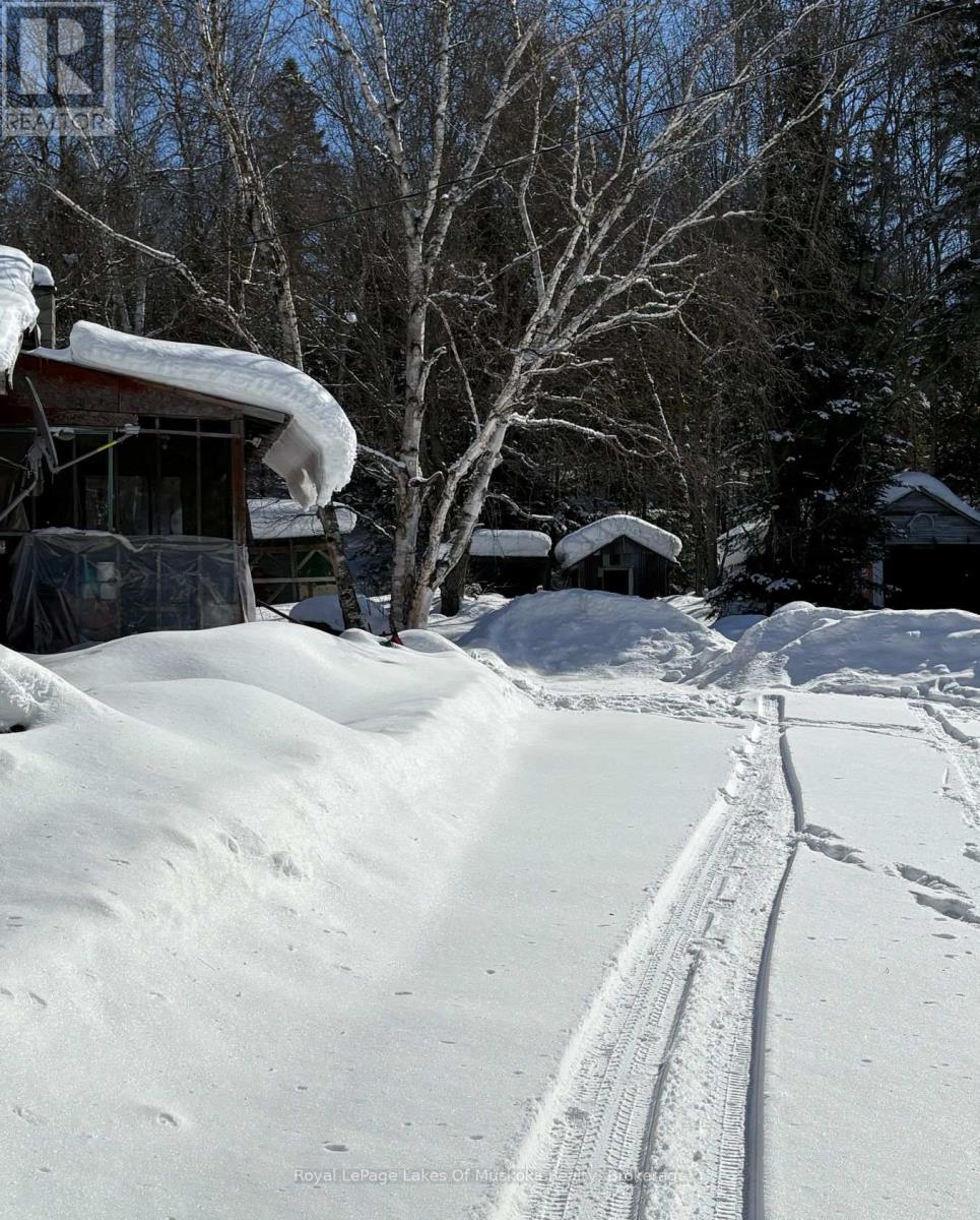 75 Old Novar Road, Huntsville, Ontario P1H 2J2 - Photo 17 - X12825818