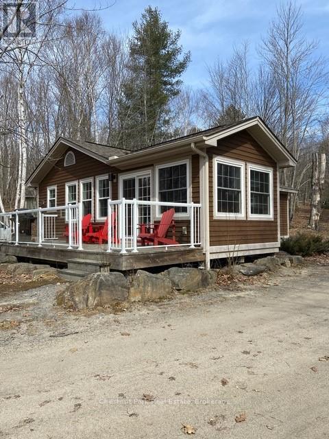 107-10 - 1052 Rat Bay Road, Lake Of Bays, Ontario P1H 2J6 - Photo 3 - X12825820