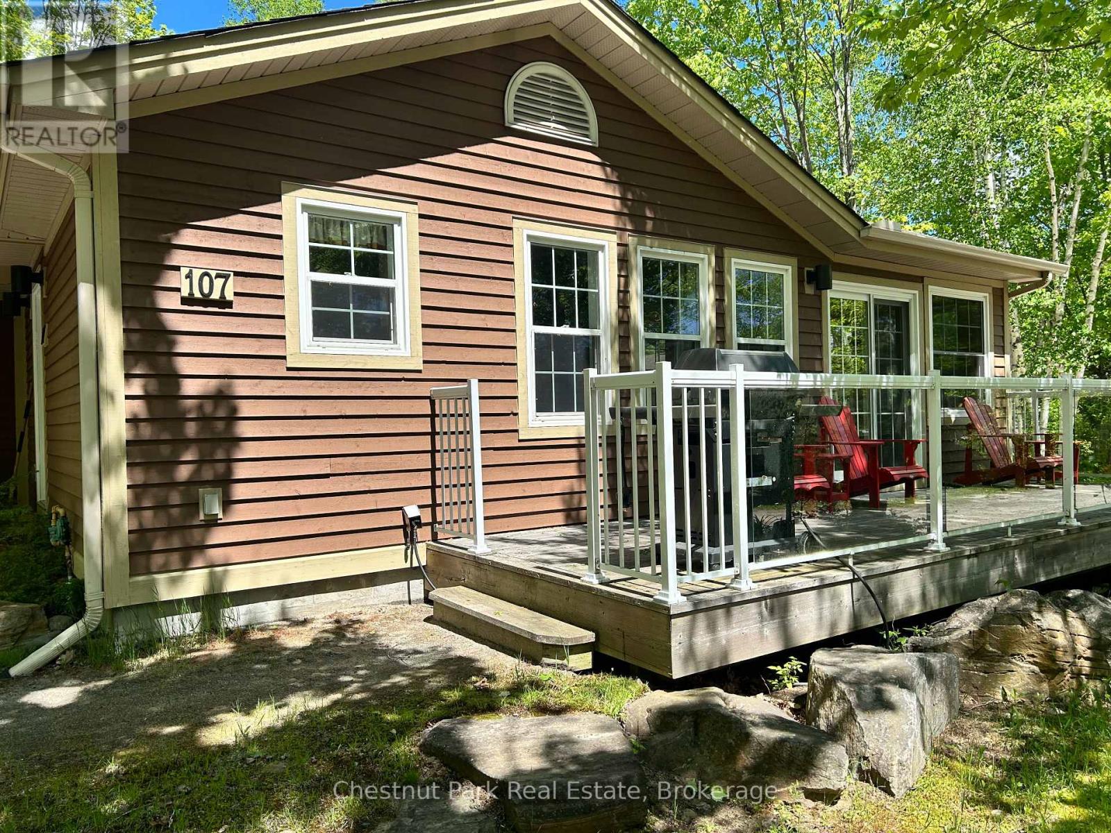 107-3 - 1052 Rat Bay Road, Lake Of Bays, Ontario P1H 2J6 - Photo 4 - X12825826