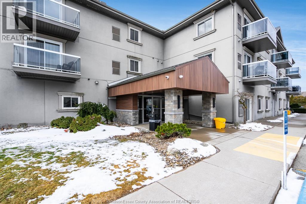 MLS# 26004010: 44 ROBSON ROAD Unit# 303, Leamington, Canada