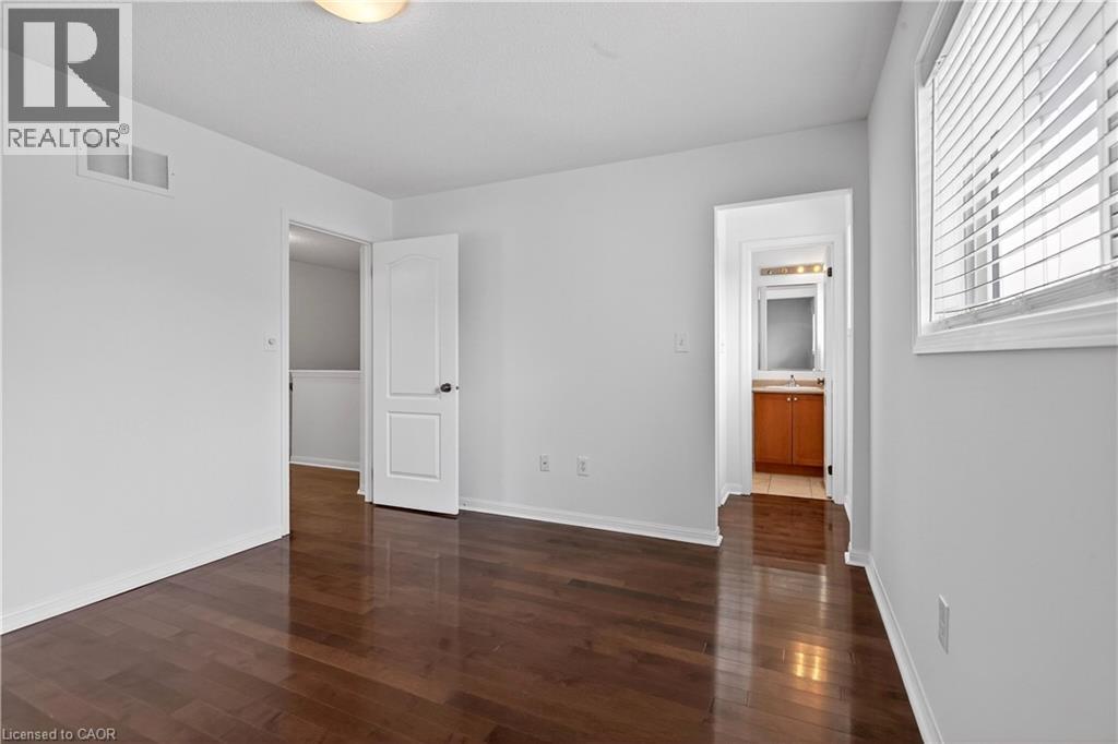 4063 Donnic Drive, Burlington, Ontario  L7M 0A5 - Photo 16 - 40807126